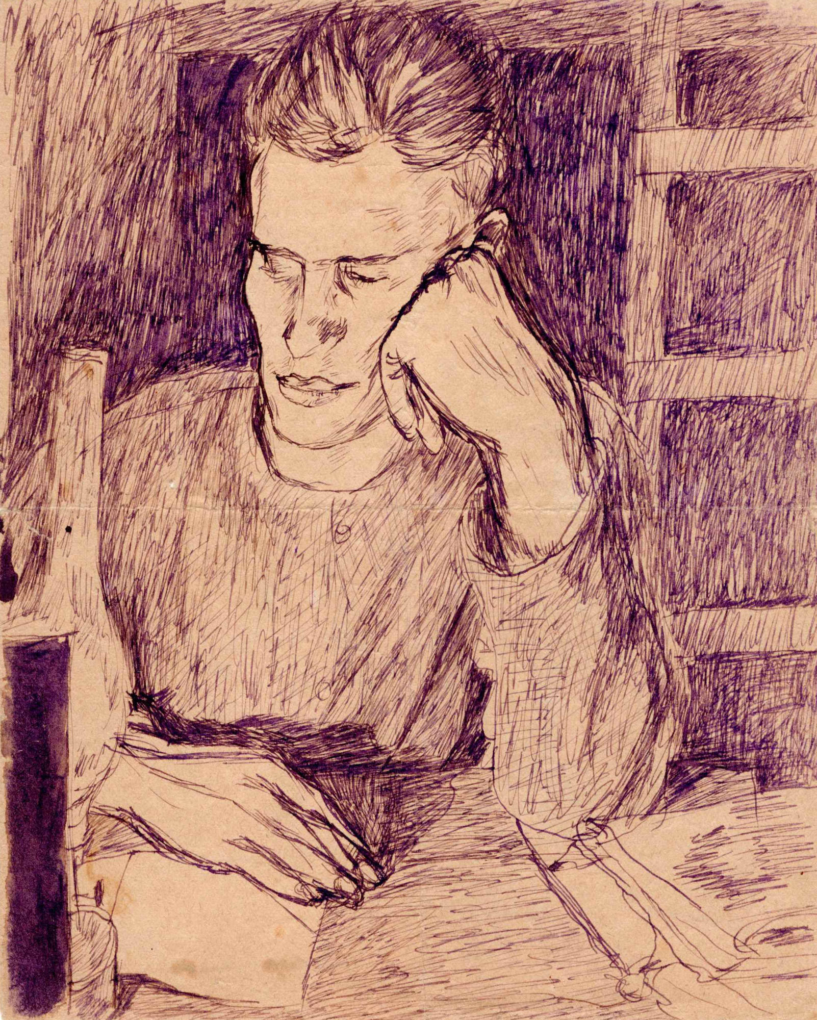 Rysunek piórkiem. Młody mężczyzna siedzący z podpartą głową przy biurku.